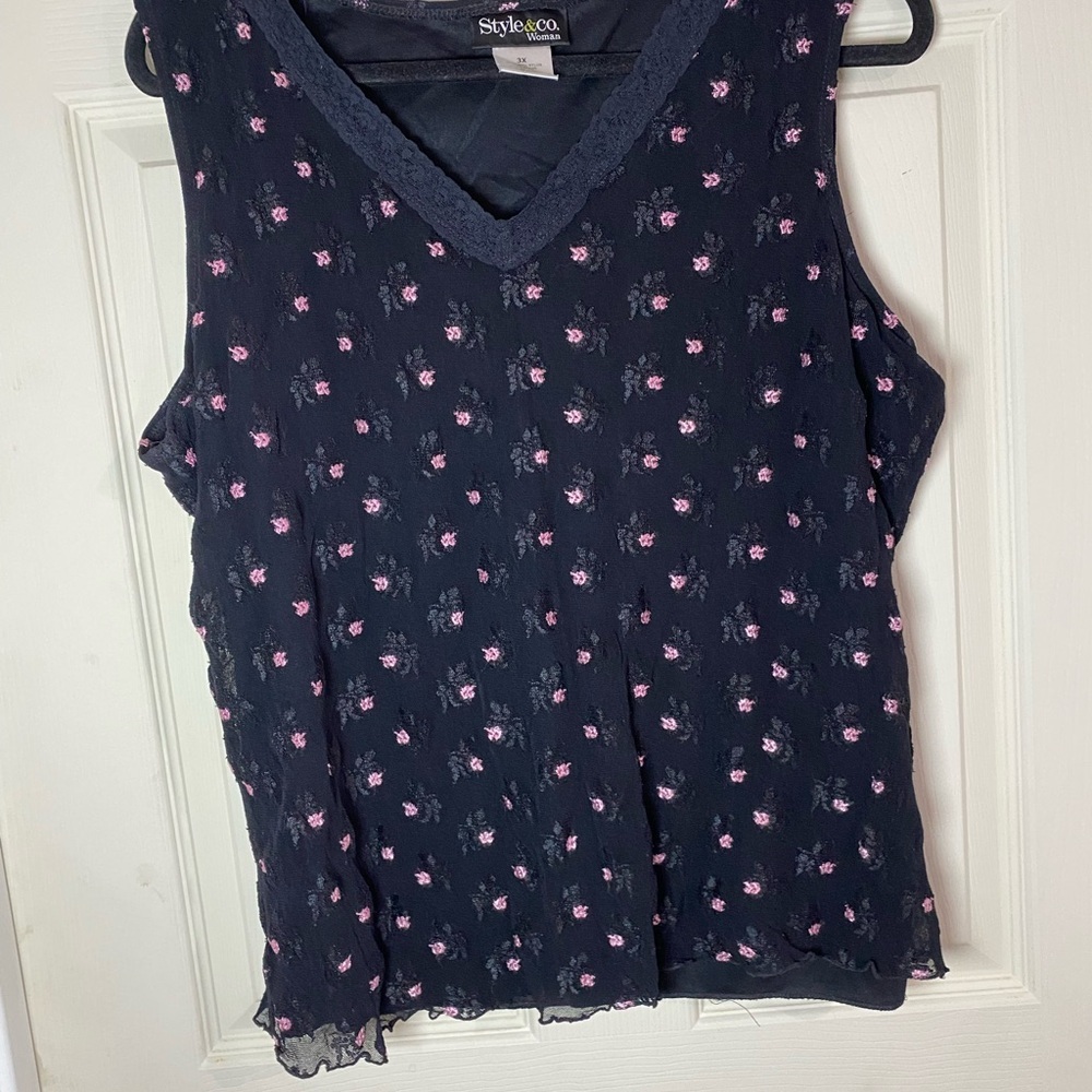 Style & Co. Women's Navy Floral Top